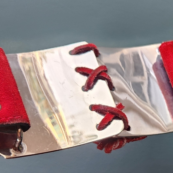 Vtg Lace Up JEWEL CASE Red Suede Leather Silver Cross Tie Easy Back Closure Belt - Picture 16 of 16
